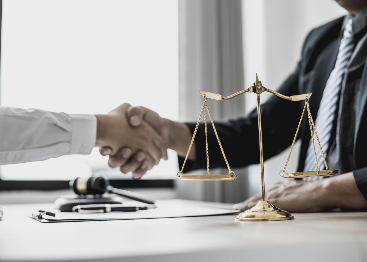 Defensa penal: cuánto cuesta un abogado y cuándo contratarlo