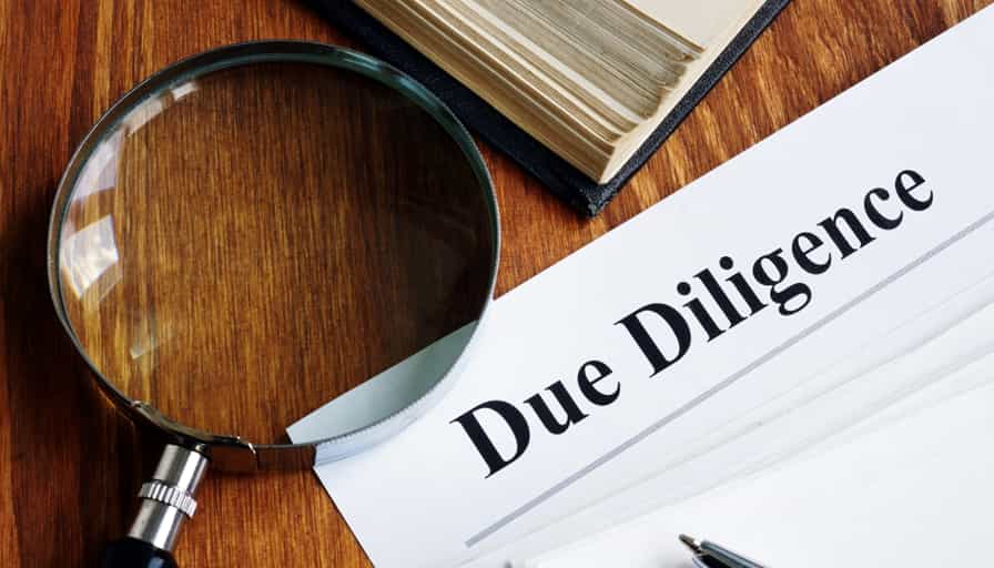 Due diligence legal: cuánto cuesta y cuándo contratarlo en Perú